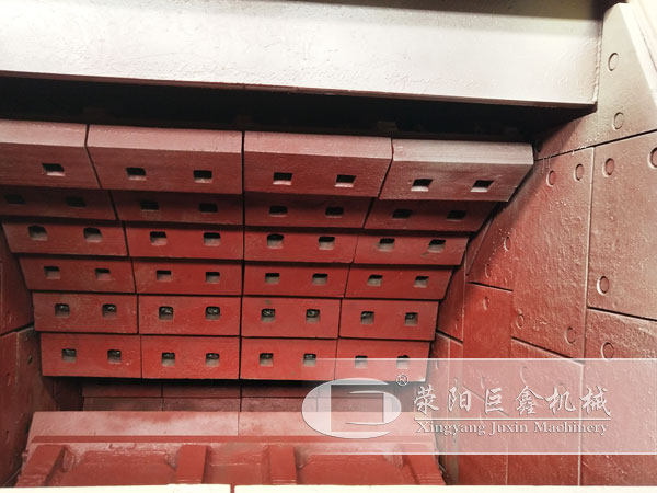 反擊式破碎機(jī)襯板、邊護(hù)板